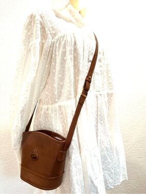 Classic Quality Structured Leather Crossbody Saddle Bucket Bag Purse